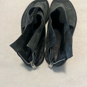 Italian Leather Sandals Grey, Flat Size 39, 8.5,9